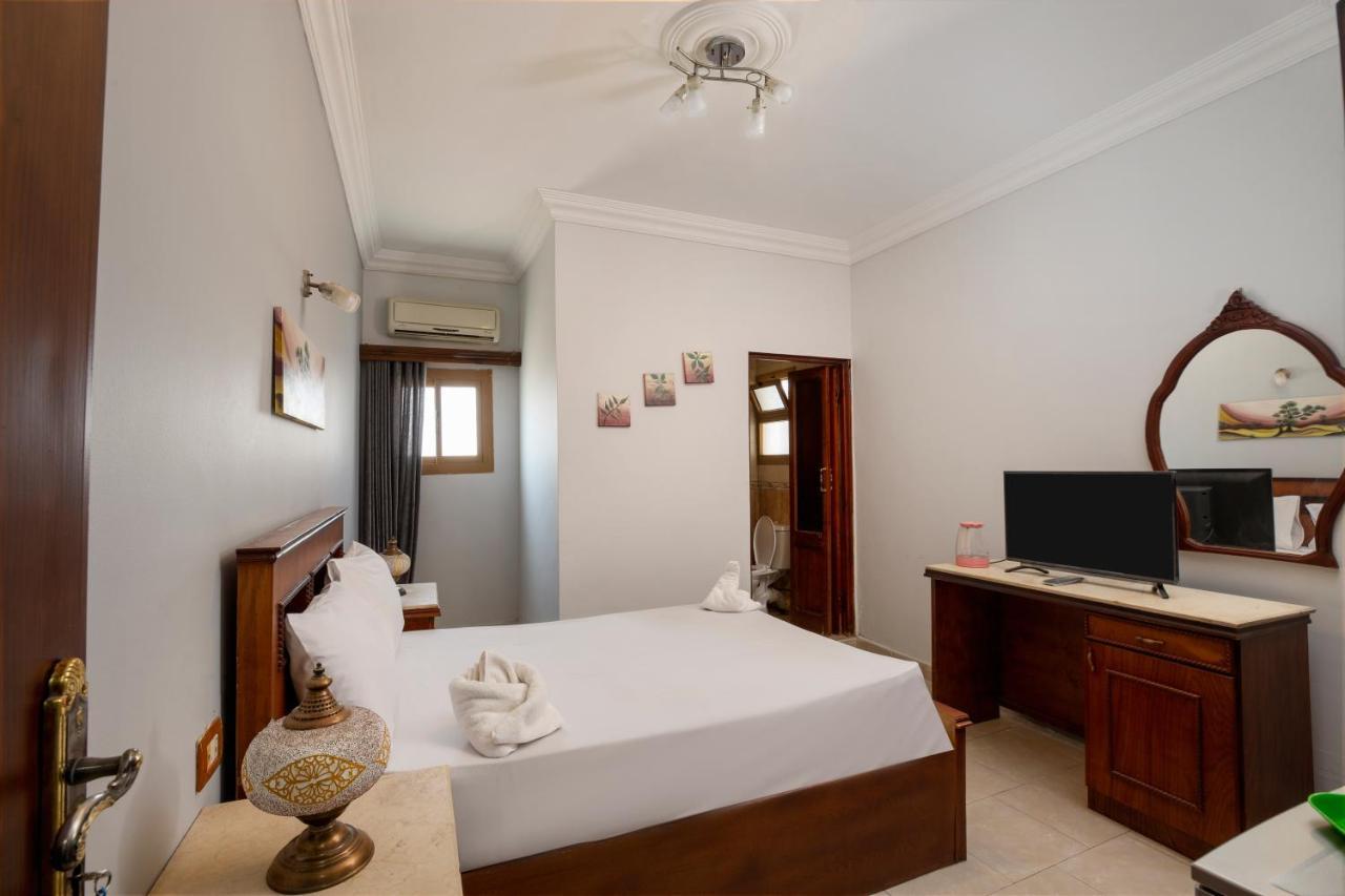 Pyramids Inn Hotel Kafret el-Gabal Dış mekan fotoğraf