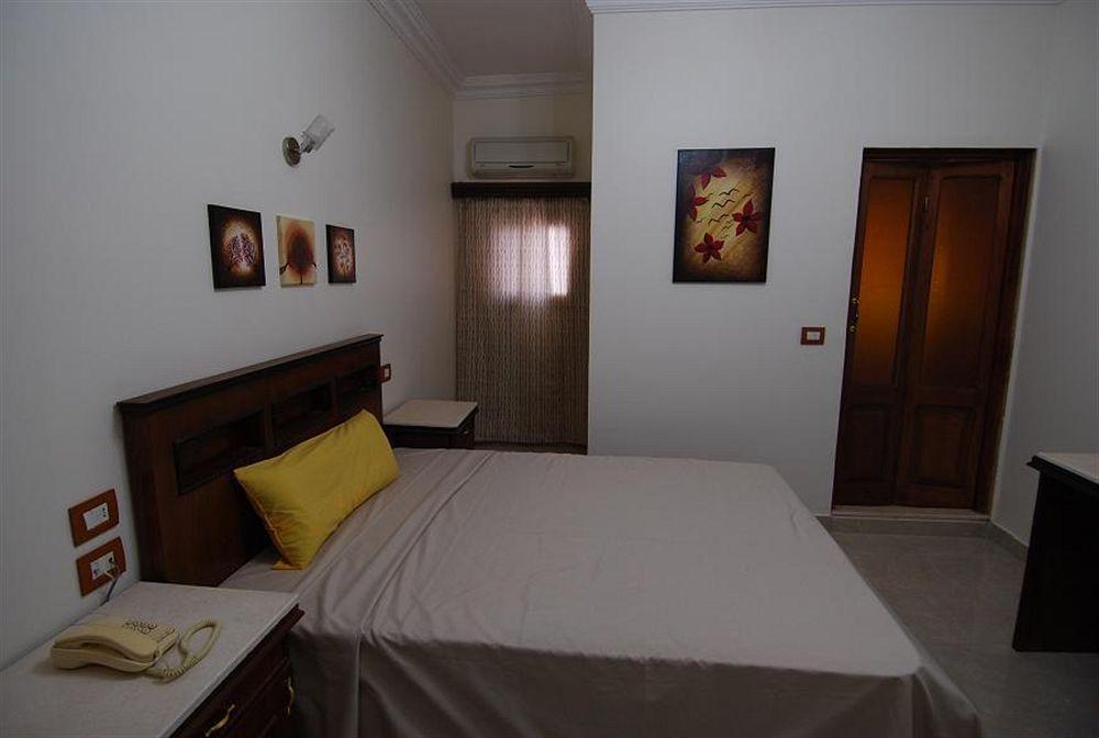 Pyramids Inn Hotel Kafret el-Gabal Dış mekan fotoğraf